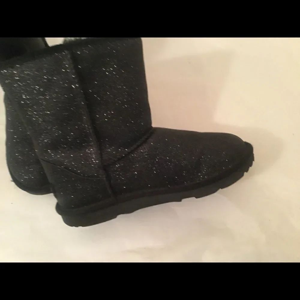 UGG Youth Classic Short II Black Glitter Boots